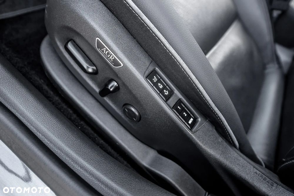 Opel Astra V 1.4 T Dynamic S&S - 25