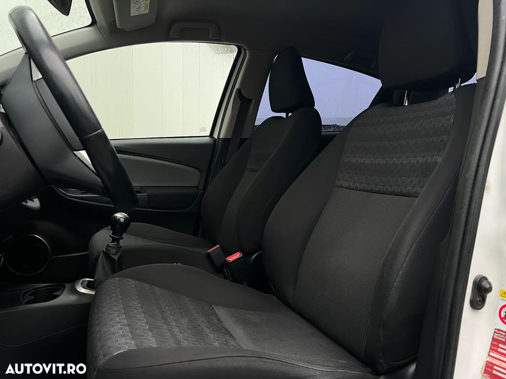 Toyota Yaris - 5