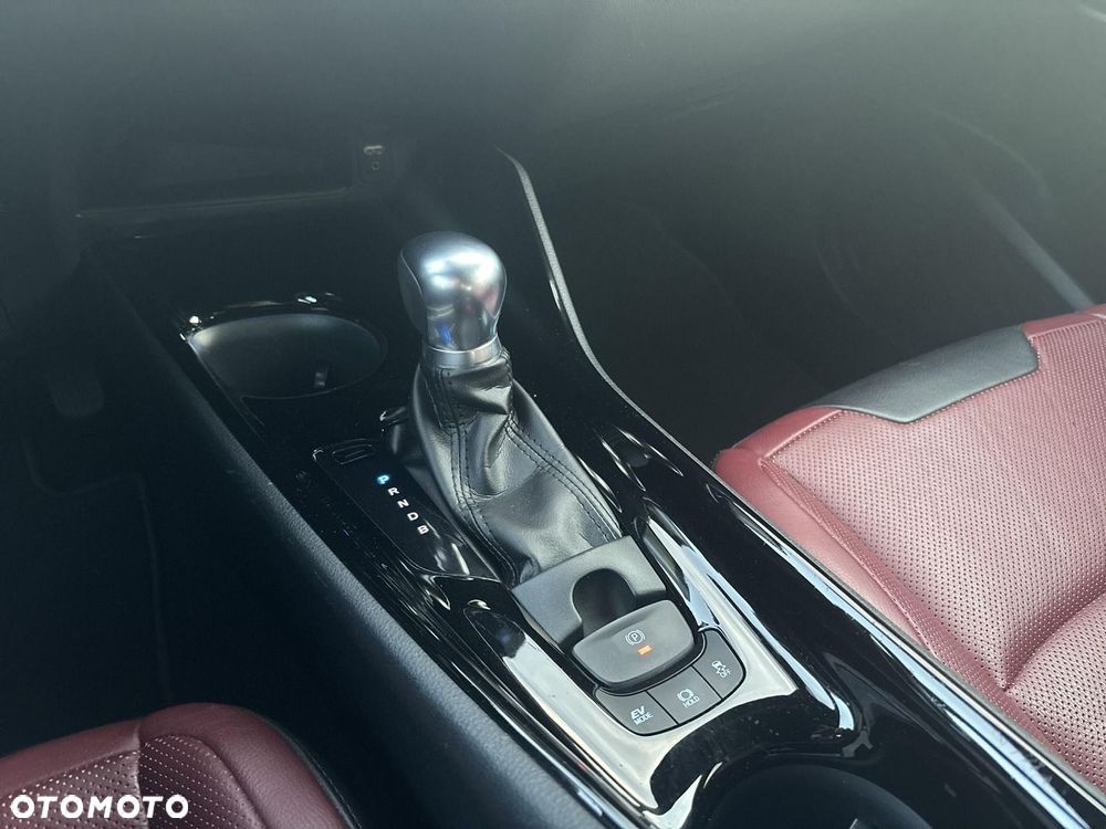 Toyota C-HR 1.8 Hybrid Prestige - 22