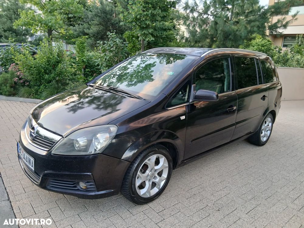 Opel Zafira 1.9 CDTI Sport - 1