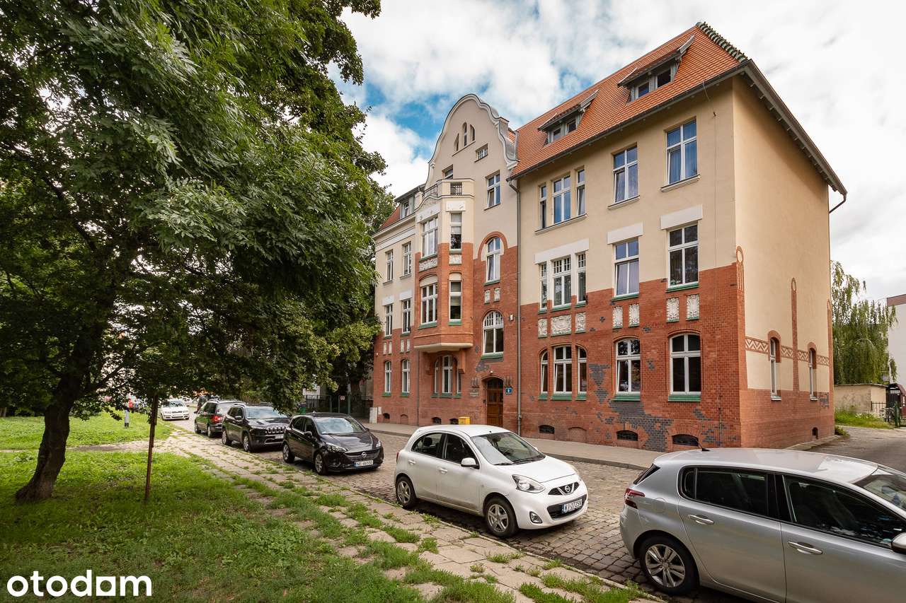 Klimatyczne mieszkanie w zabytkowej kamienicy