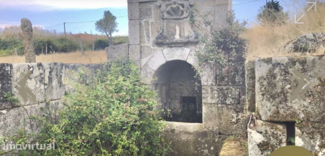 Quinta dos Sonhos em Chaves, Vila Real: Casa para recuperar T6 duplex - Grande imagem: 2/10