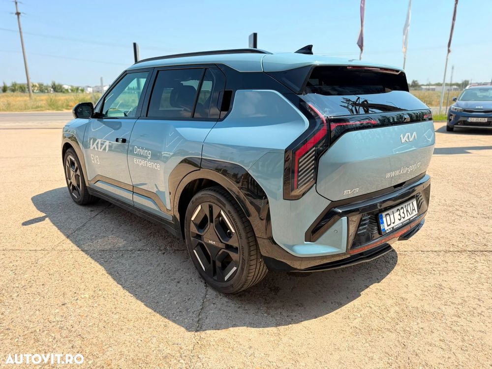 Kia EV3 81.4 kWh 4x2 AT GT Line - 6