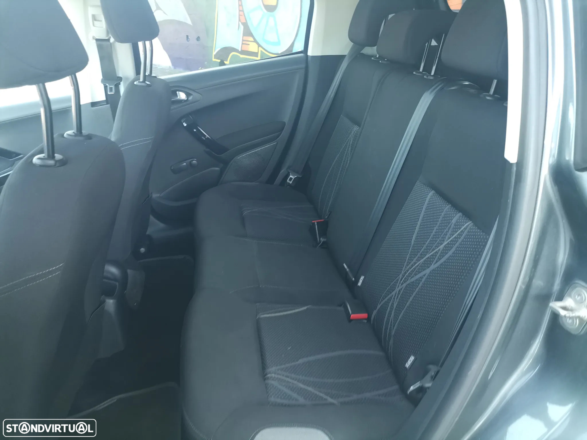 Peugeot 208 1.4 HDi Active - 4