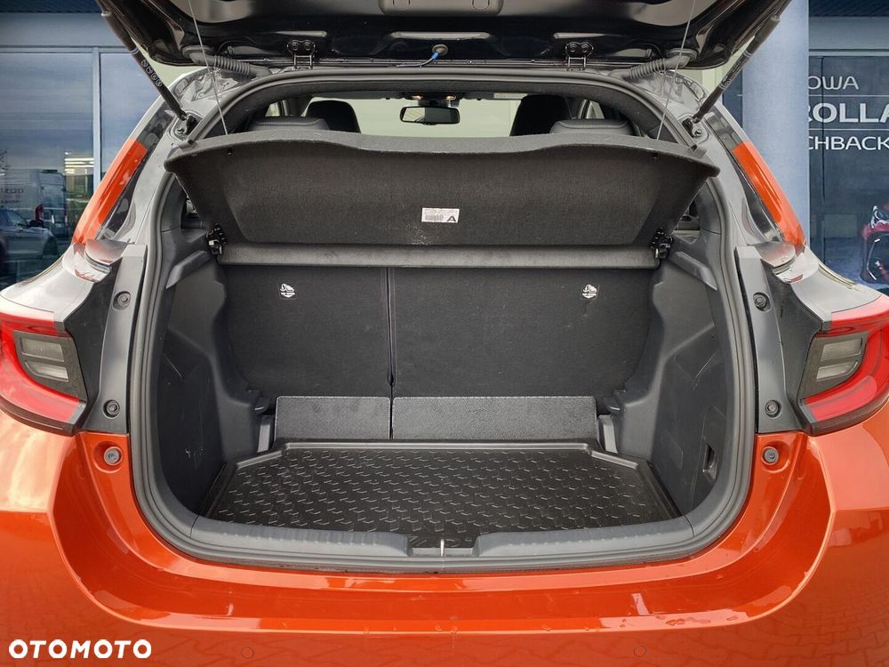 Toyota Yaris Hybrid 1.5 Selection Style - 12