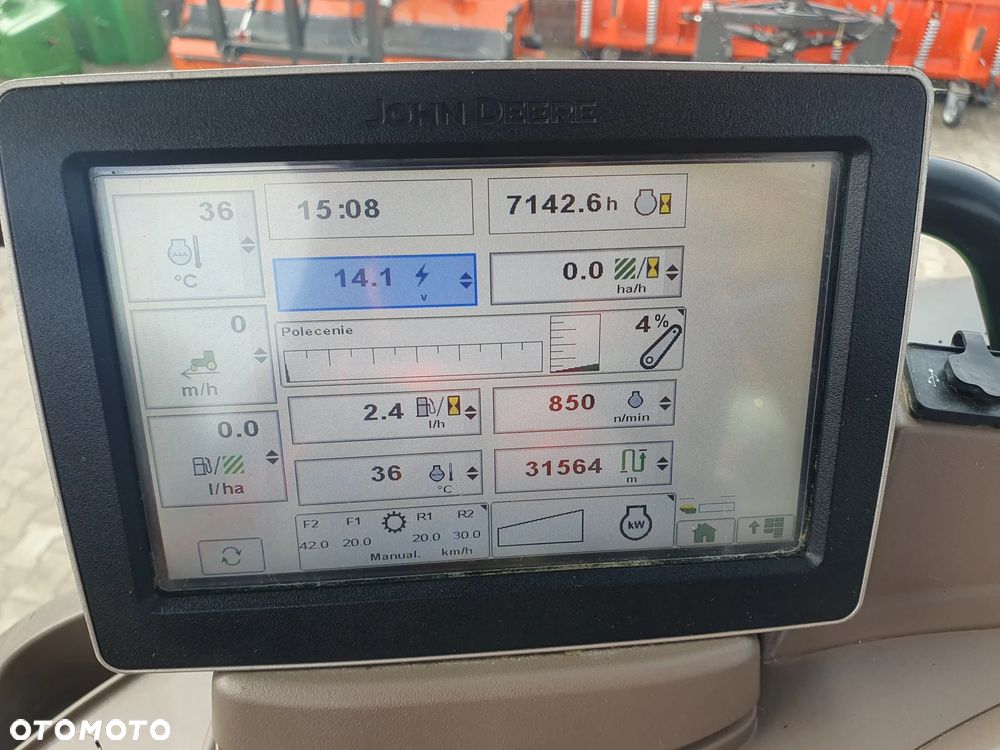 John Deere 6130R - 13