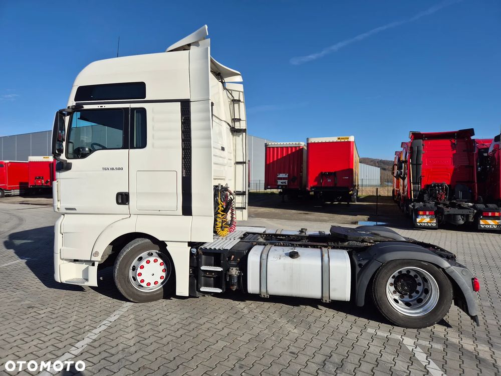 MAN 500 KM, MEGA - 8