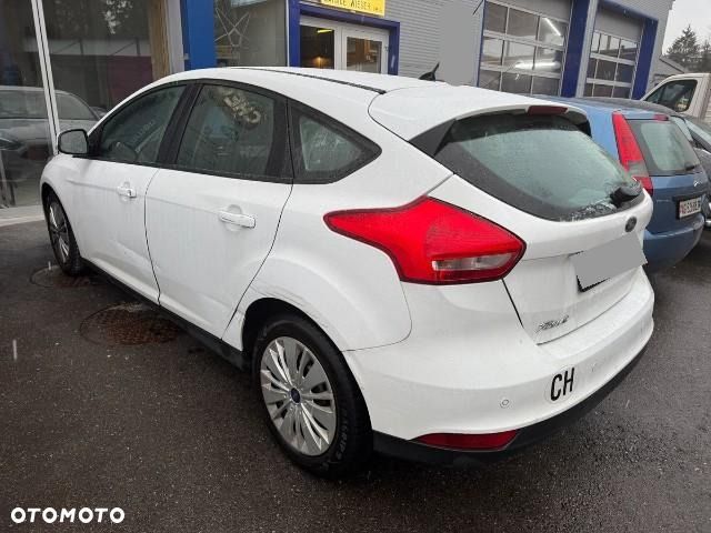 Ford Focus - 14