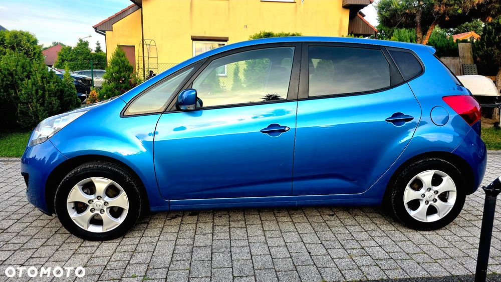 Kia Venga 1.6 L - 2