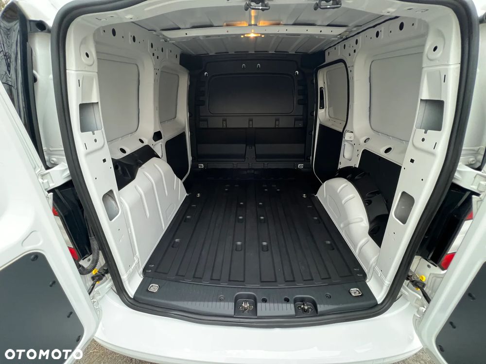 Volkswagen Caddy - 6