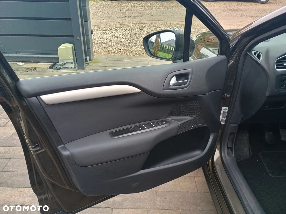 Citroën C4 VTi 120 Selection - 22