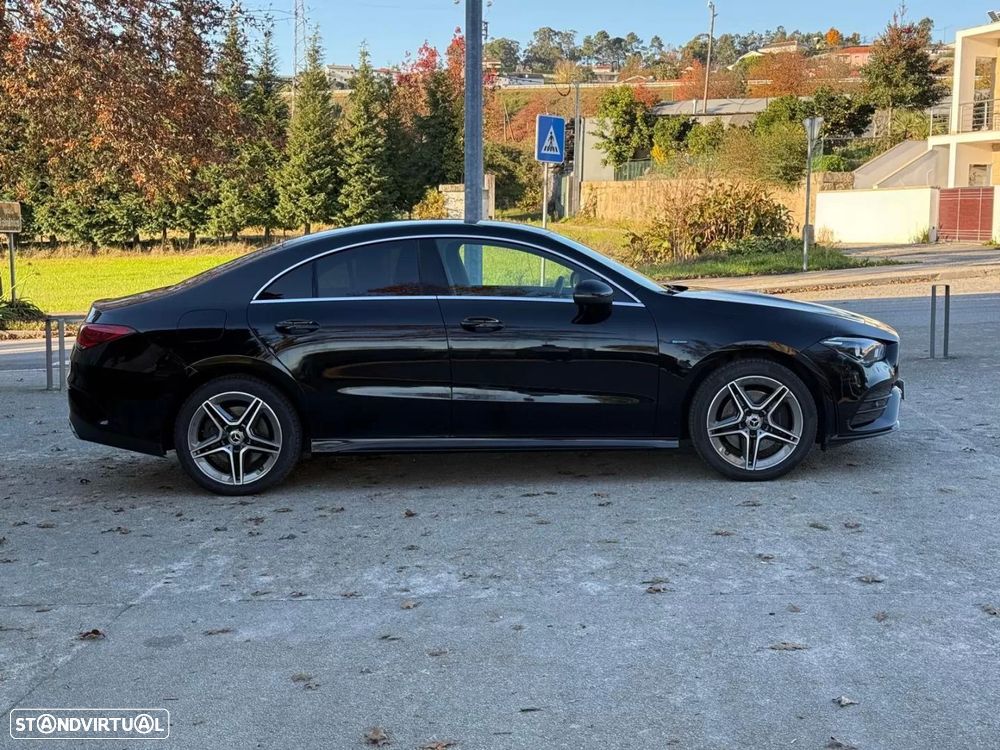Mercedes-Benz CLA 250 e - 4