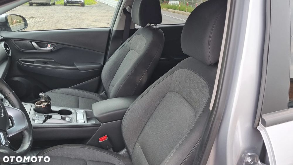 Hyundai Kona Business - 25