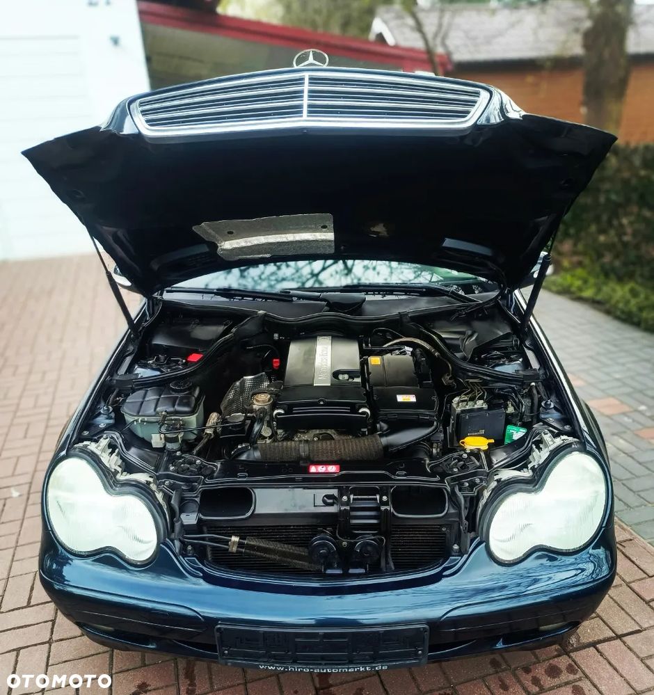 Mercedes-Benz Klasa C - 32