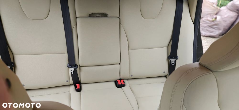 Volvo XC 60 DRIVe Momentum - 14