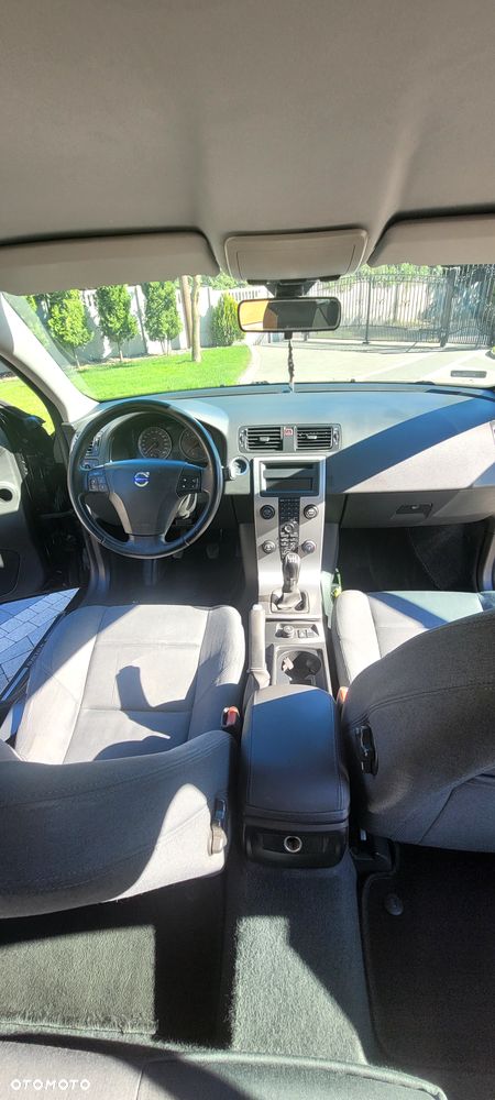 Volvo S40 2.0D - 6