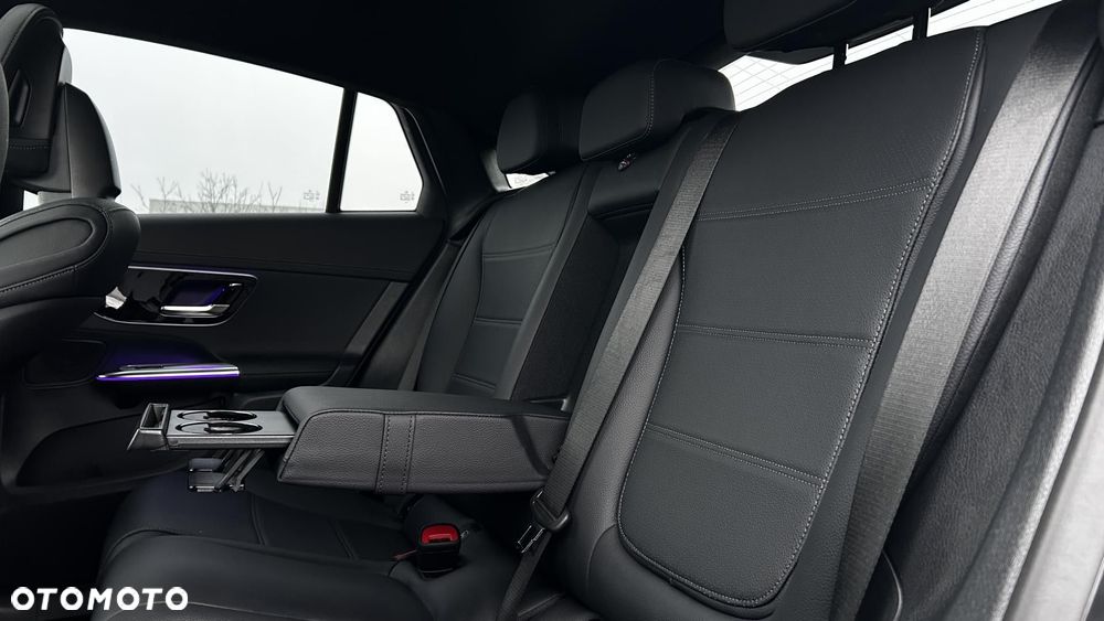 Mercedes-Benz GLC - 30