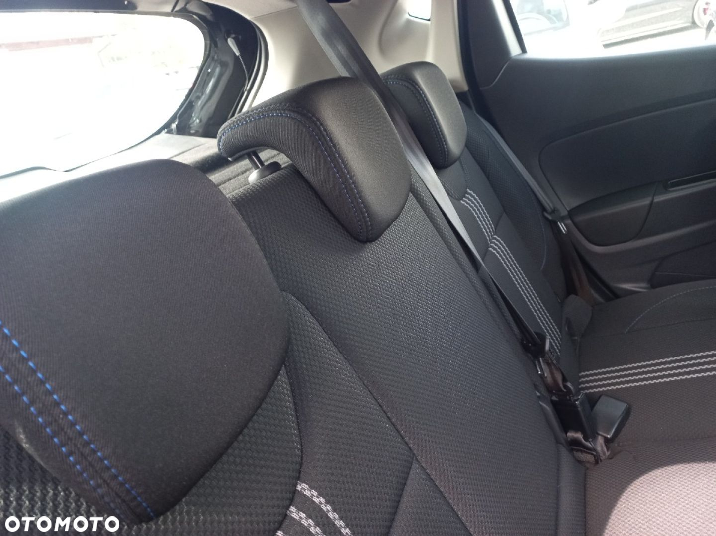 Renault Clio - 17