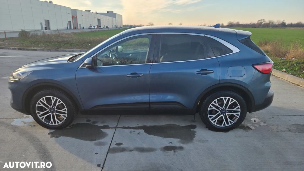 Ford Kuga 2.0 EcoBlue A8 AWD Titanium - 4