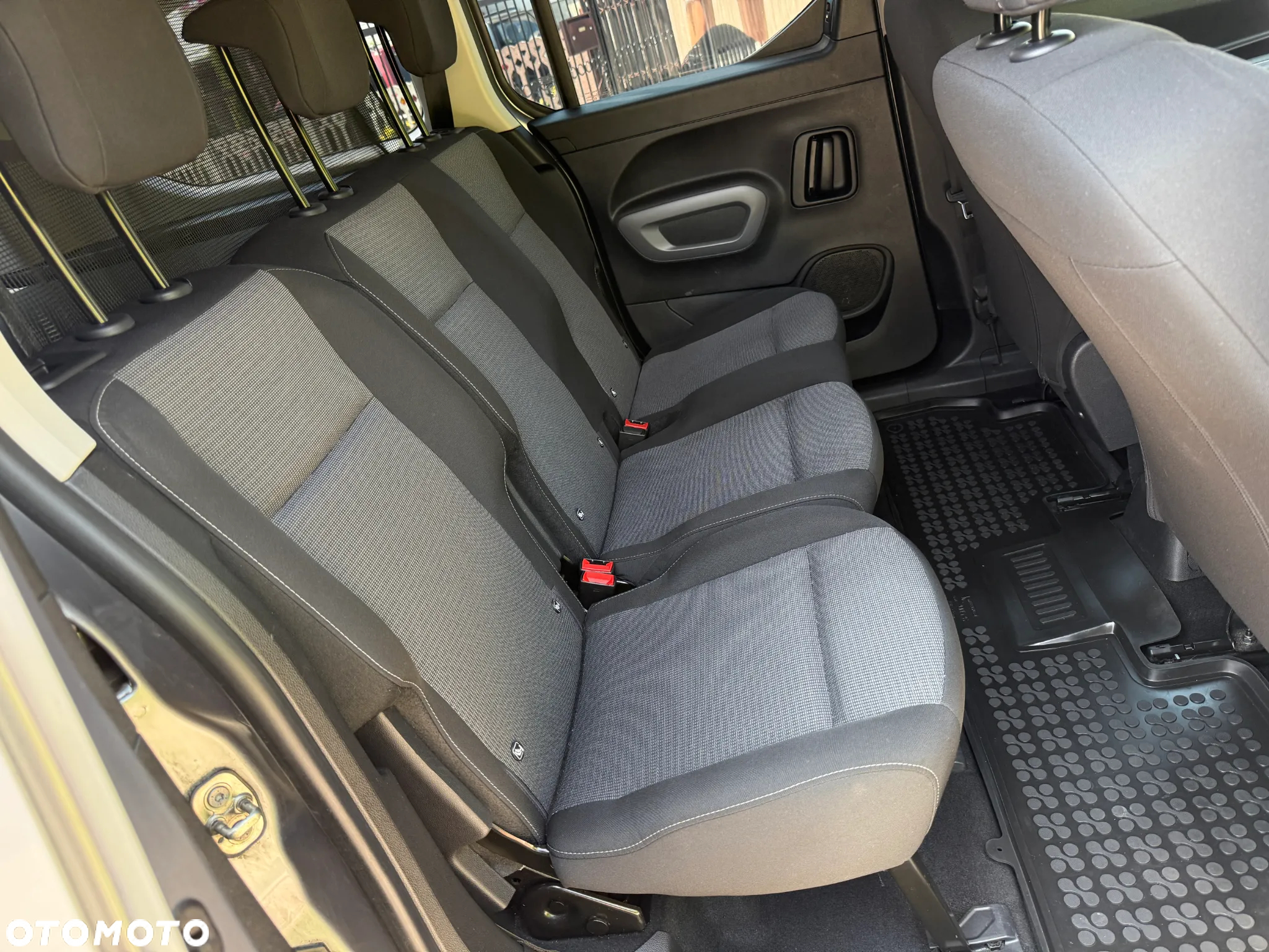 Toyota Proace City Verso Long 1.5 D-4D Business - 33