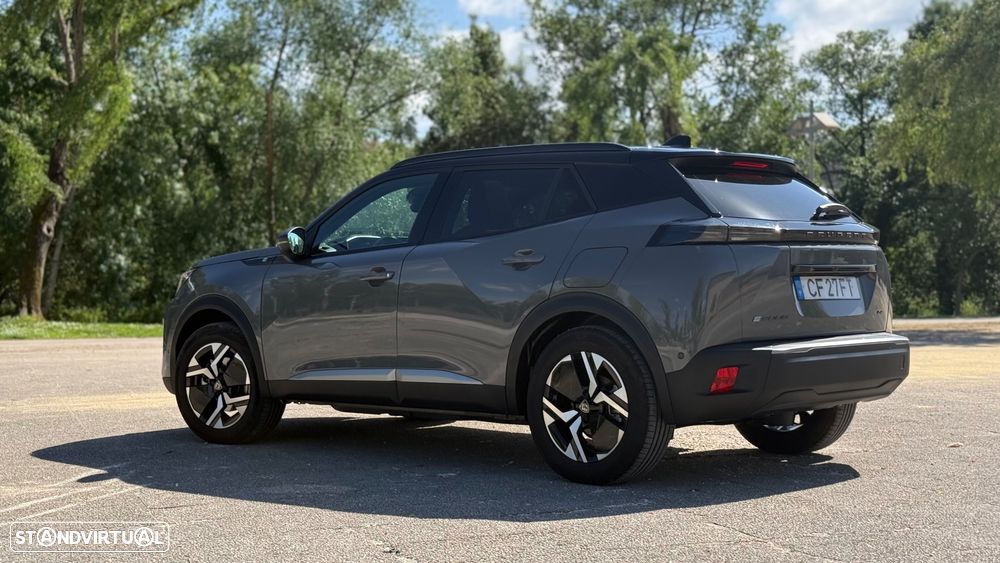 Peugeot e-2008 54 kWh GT - 9