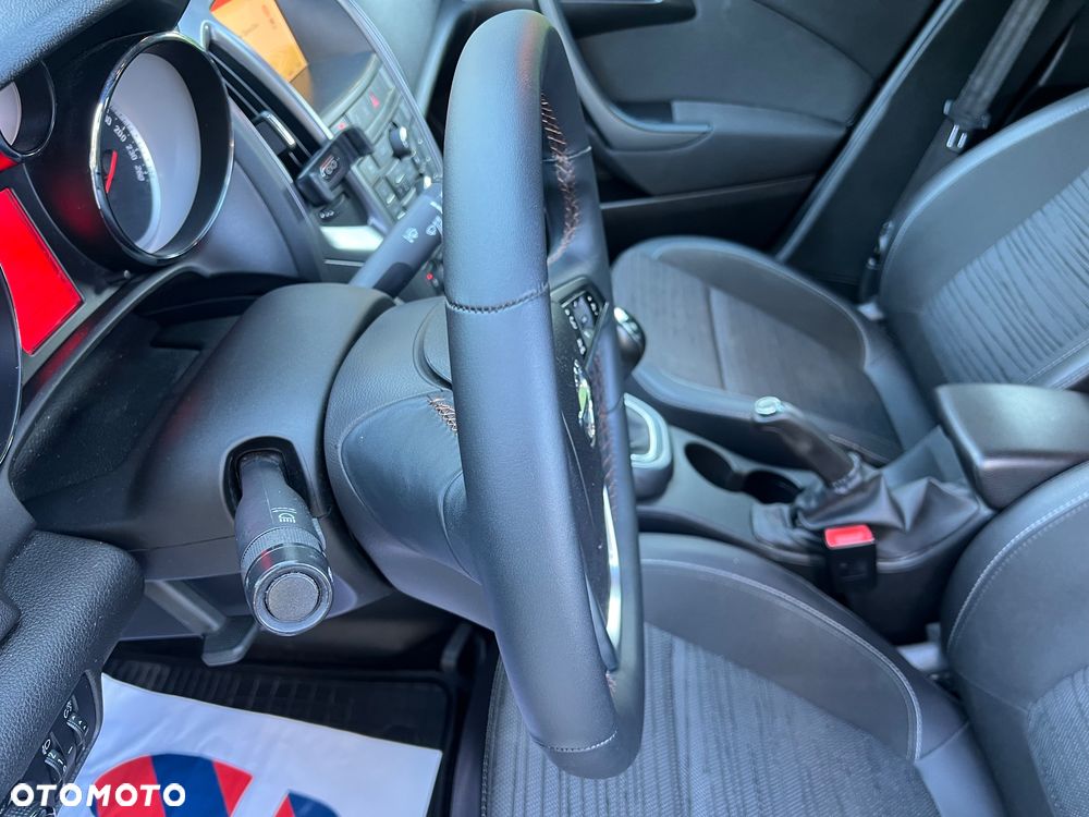 Opel Astra 1.4 T Cosmo S&S - 28