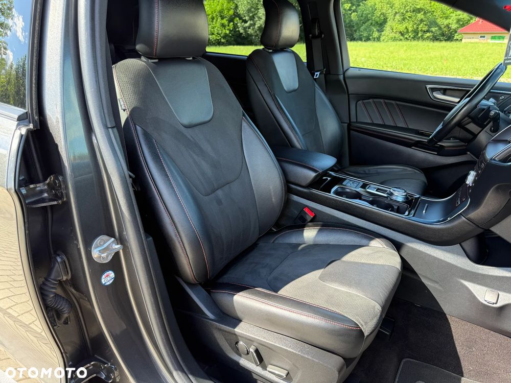 Ford Edge 2.0 EcoBlue Bi-Turbo 4x4 ST-LINE - 14