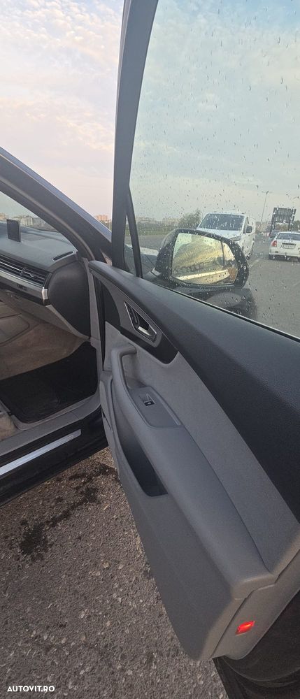 Audi Q7 2016 photo 2
