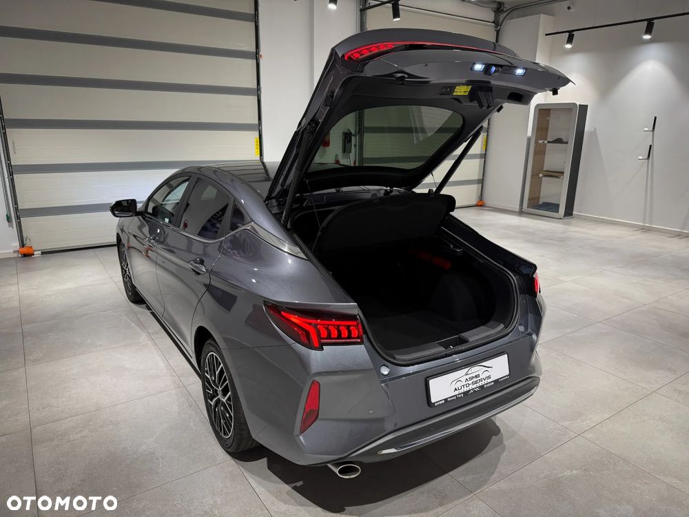 JAC J7 Plus CVT - 22