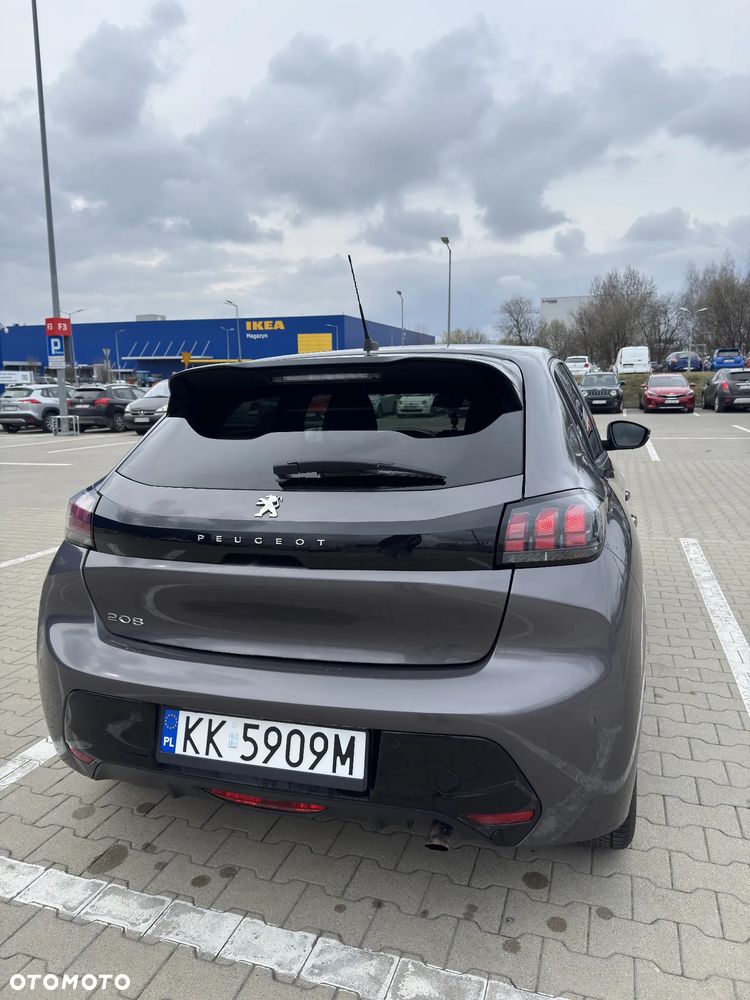 Peugeot 208 PureTech 100 EAT8 Allure - 4