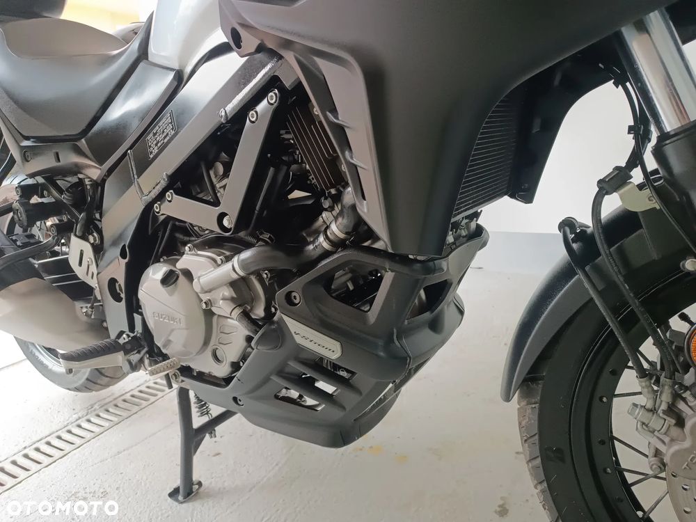 Suzuki V-STROM - 23