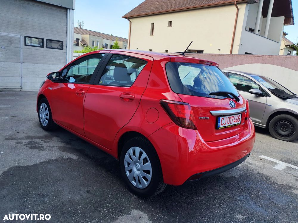 Toyota Yaris 1.5 VVT-i HSD Sol - 10