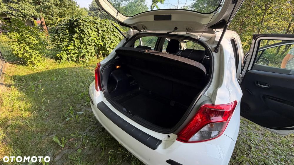 Toyota Yaris 1.33 Active MS - 8