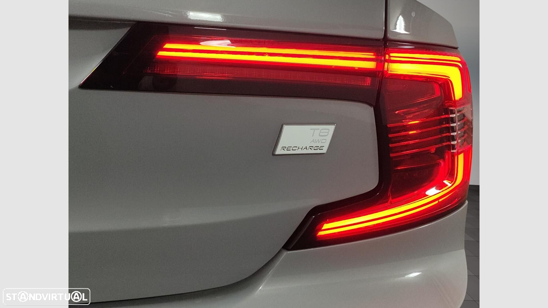 Volvo S90 2.0 T8 PHEV Plus Dark AWD - 21