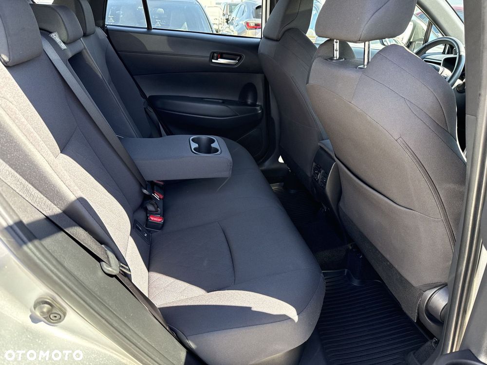 Toyota Corolla Cross - 8