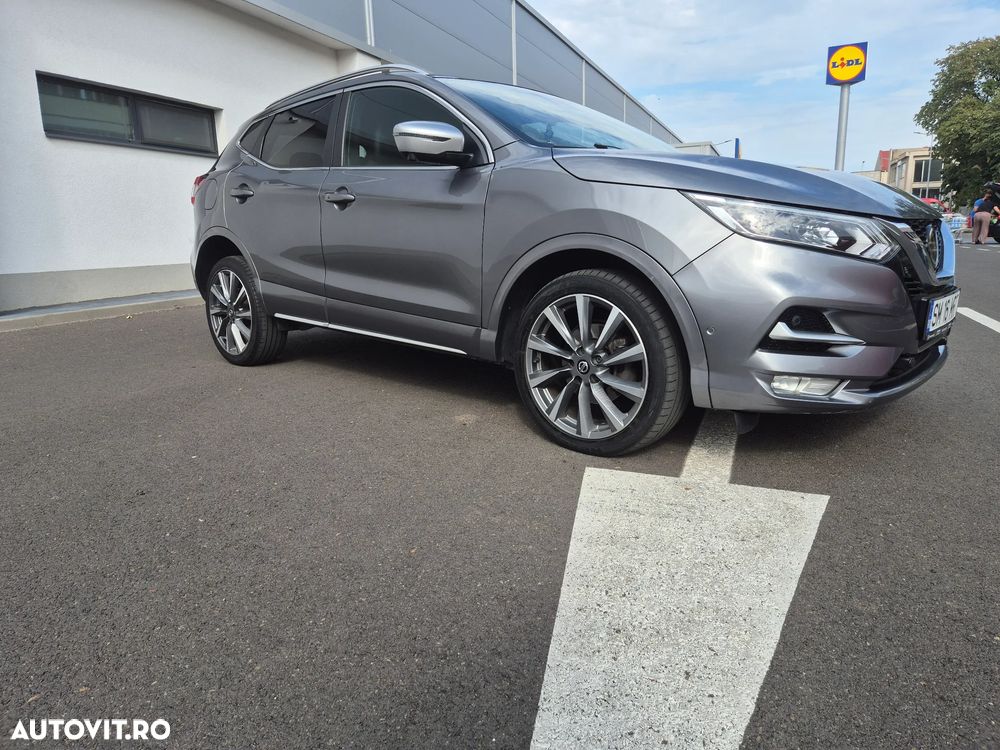 Nissan Qashqai 1.7 dCi Xtronic ALL-MODE 4x4i TEKNA+ - 9