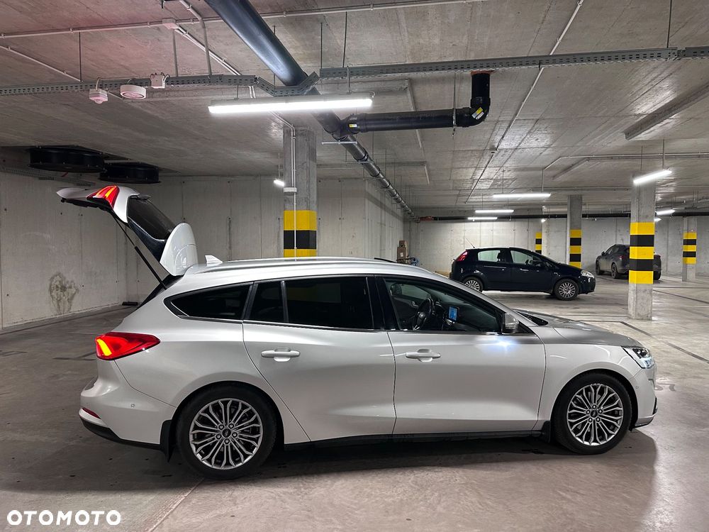 Ford Focus SW 2.0 EcoBlue Titanium Business - 10