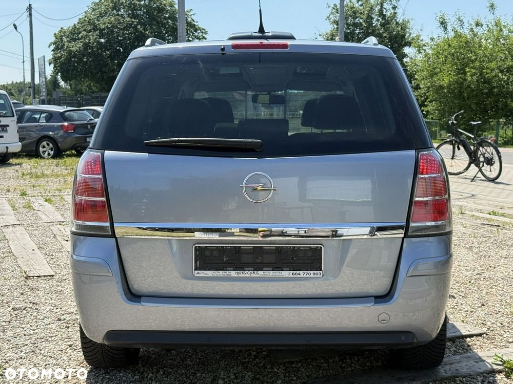 Opel Zafira - 31