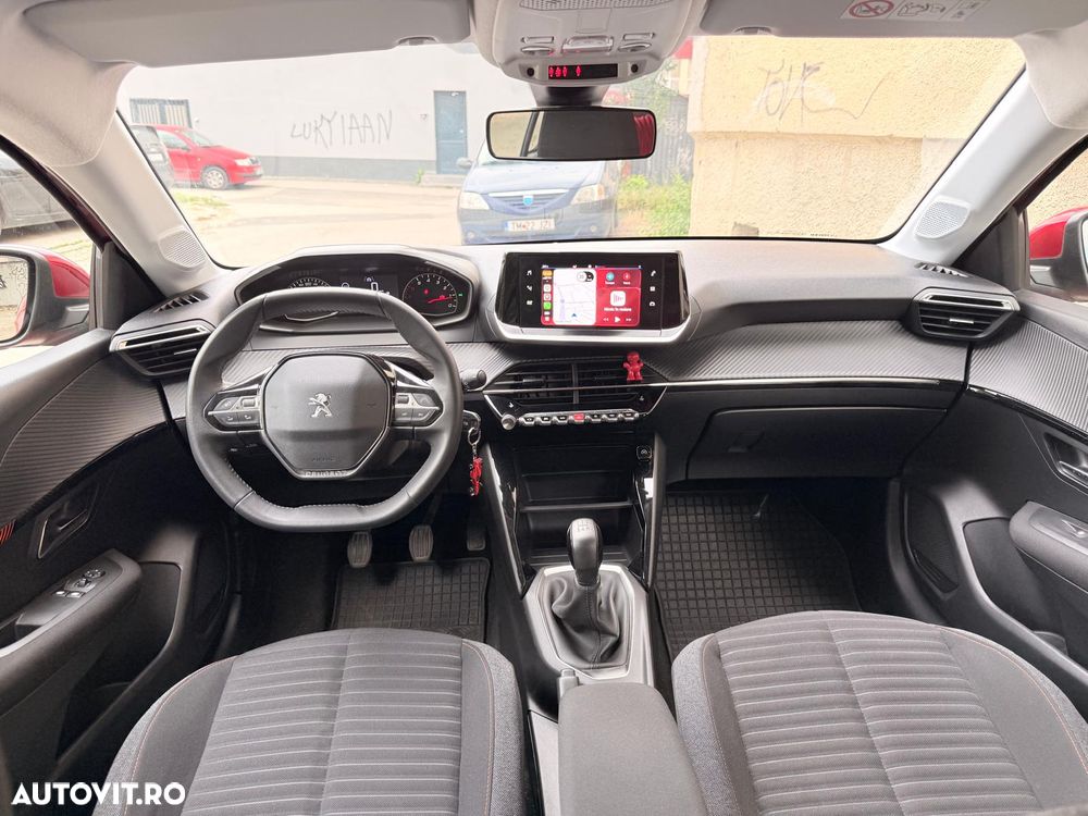 Peugeot 208 1.2 L PureTech STT Active - 11