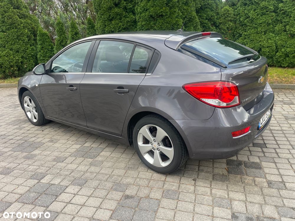 Chevrolet Cruze - 5