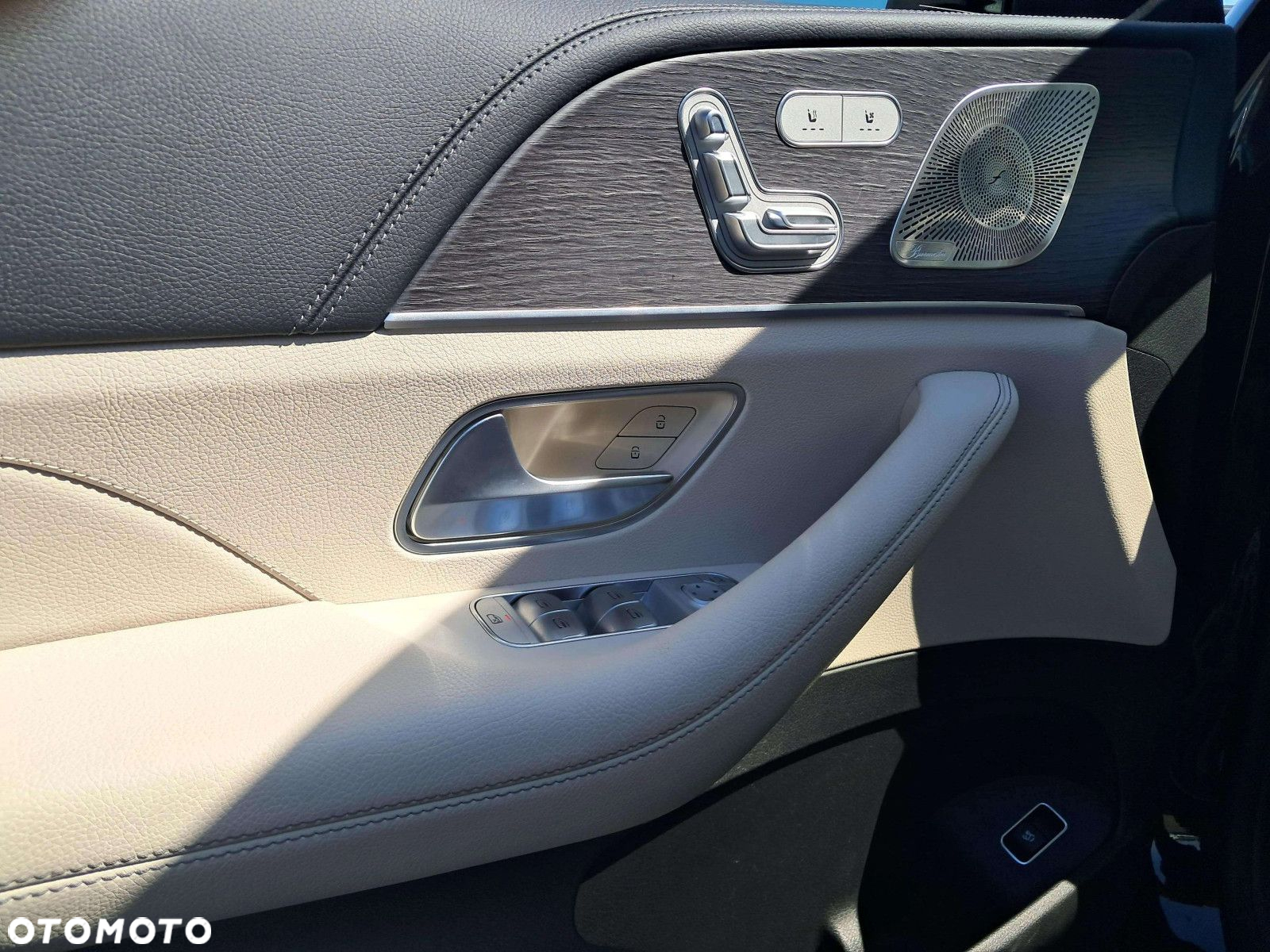 Mercedes-Benz GLE - 13