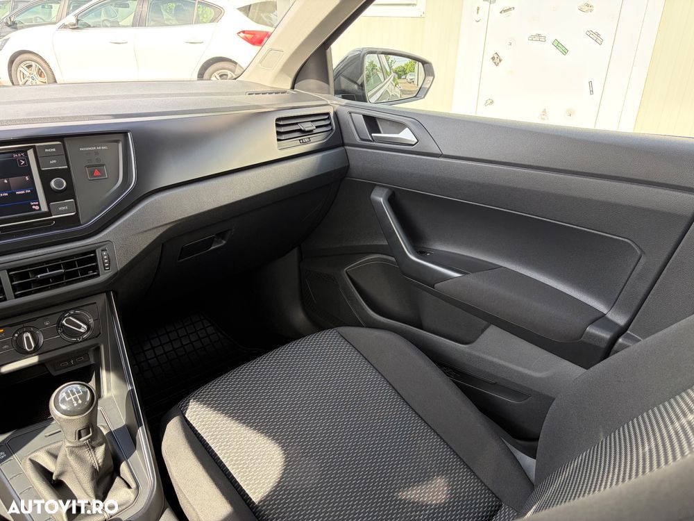 Volkswagen Polo 1.0 Trendline - 24