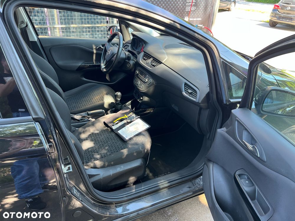 Opel Corsa 1.2 16V Essentia - 11