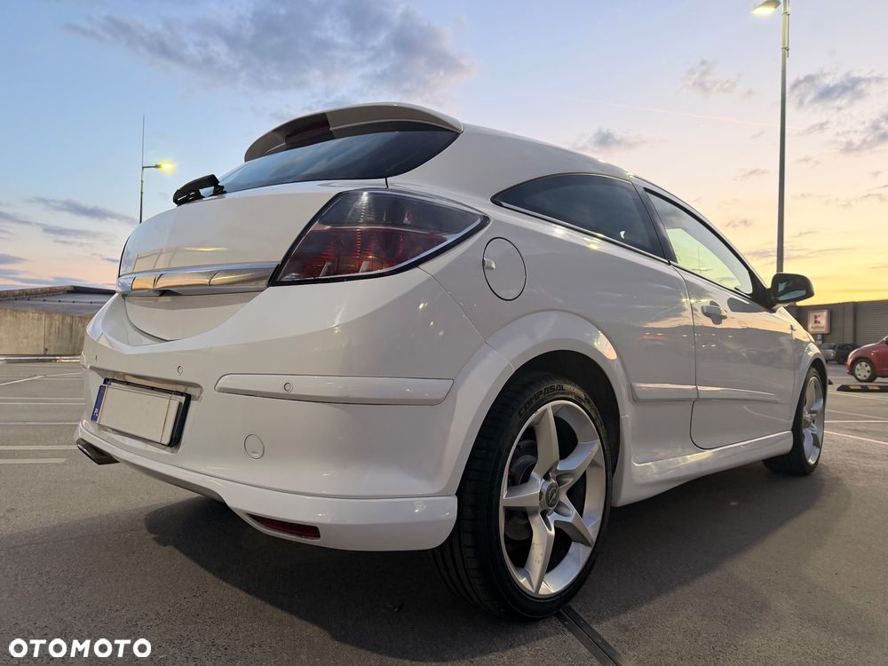 Opel Astra 1.8 Cosmo - 1