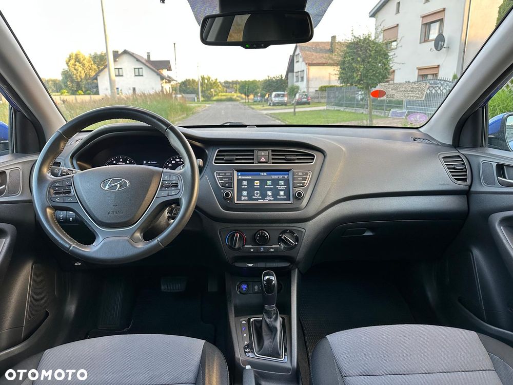 Hyundai i20 1.0 T-GDI Comfort DCT - 11
