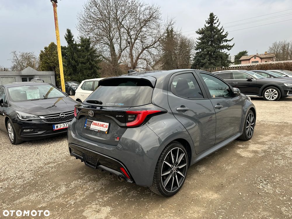 Toyota Yaris Hybrid 1.5 GR Sport - 10