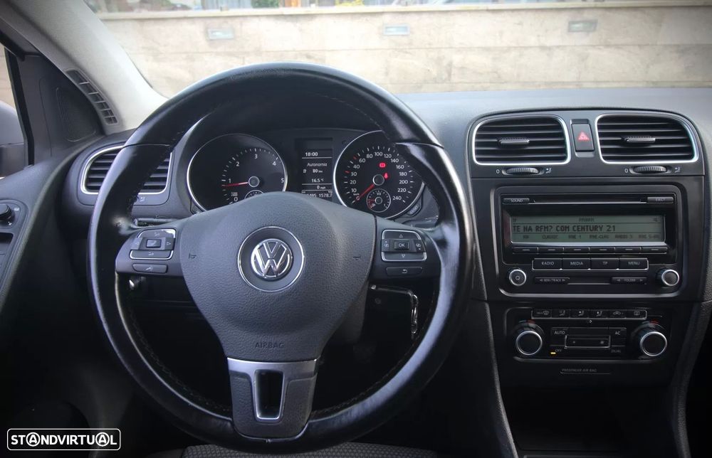 VW Golf 1.6 TDi Highline - 14