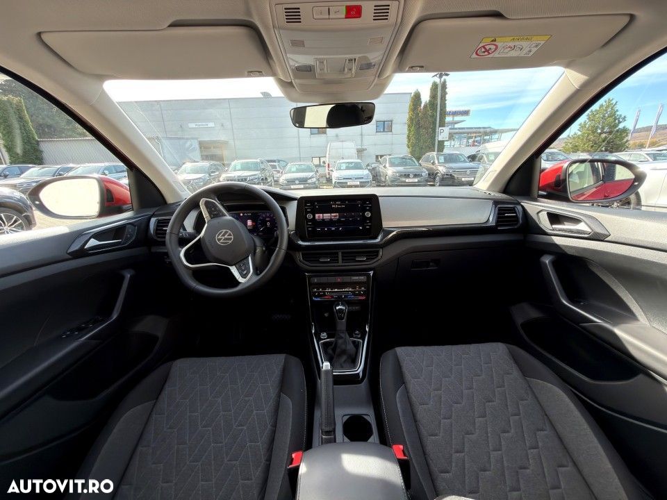 Volkswagen T-Cross - 16