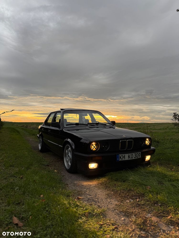 BMW Seria 3 316i - 5