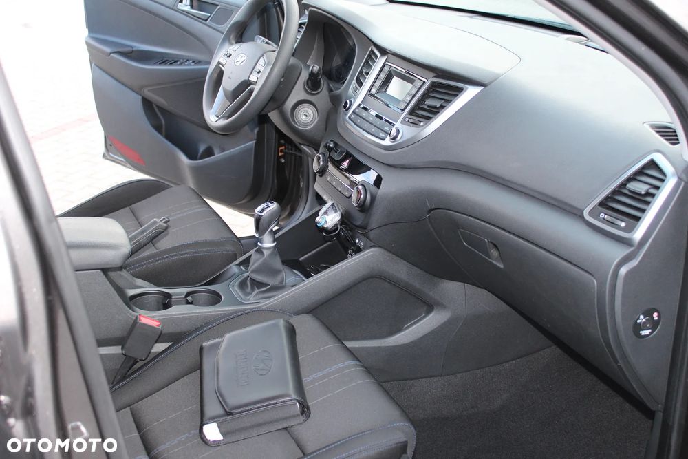 Hyundai Tucson 1.7 CRDI BlueDrive GO 2WD - 8